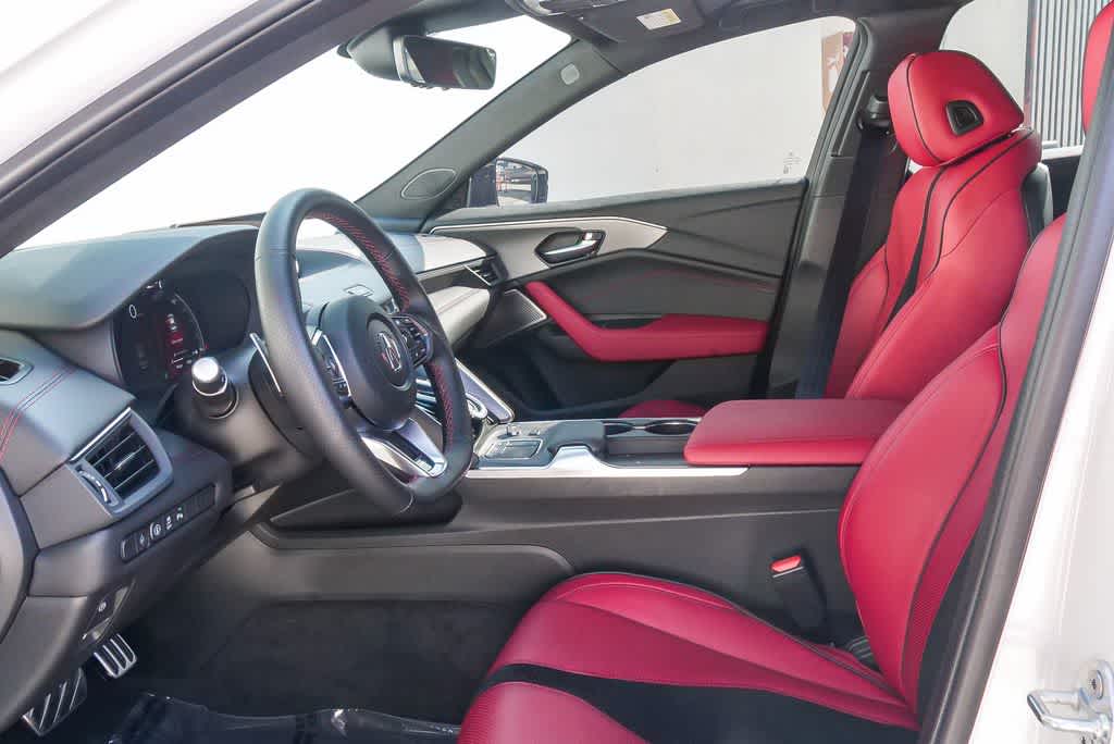 Thumbnail: 2025 Acura TLX - 18