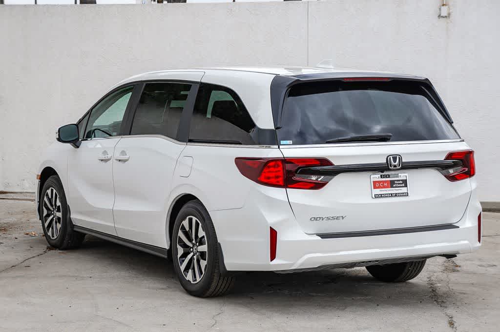 Thumbnail: 2026 Honda Odyssey - 4