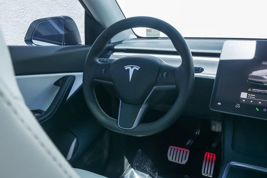 Thumbnail: 2022 Tesla Model Y - 14