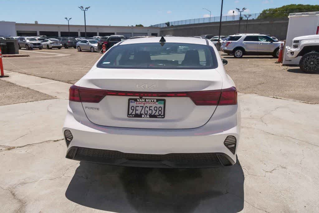 Thumbnail: 2023 Kia Forte - 7