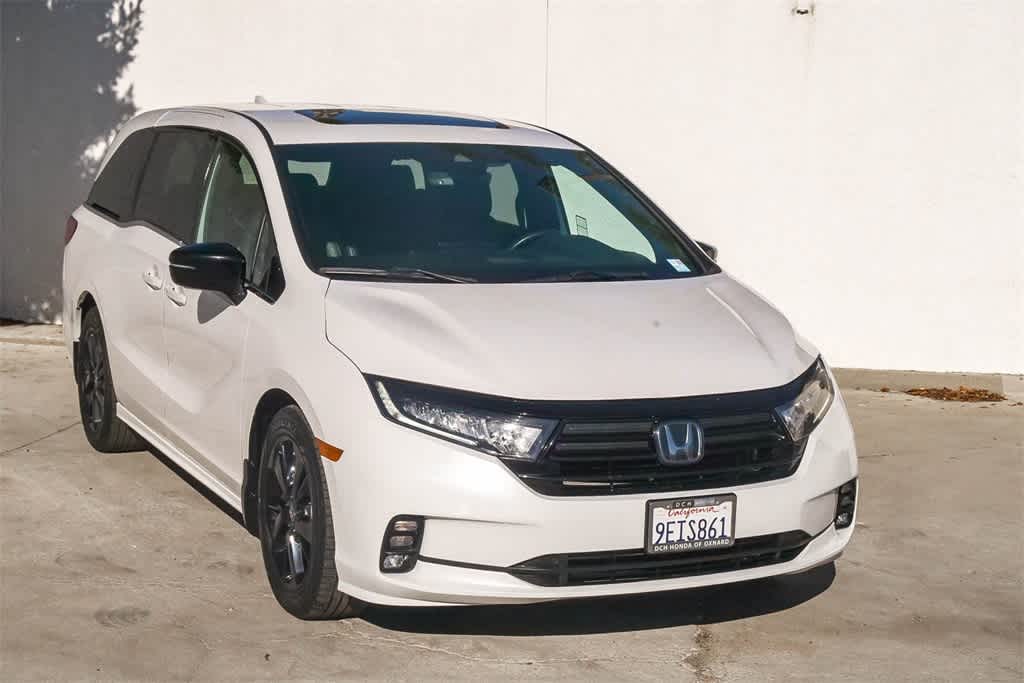 Thumbnail: 2023 Honda Odyssey - 3