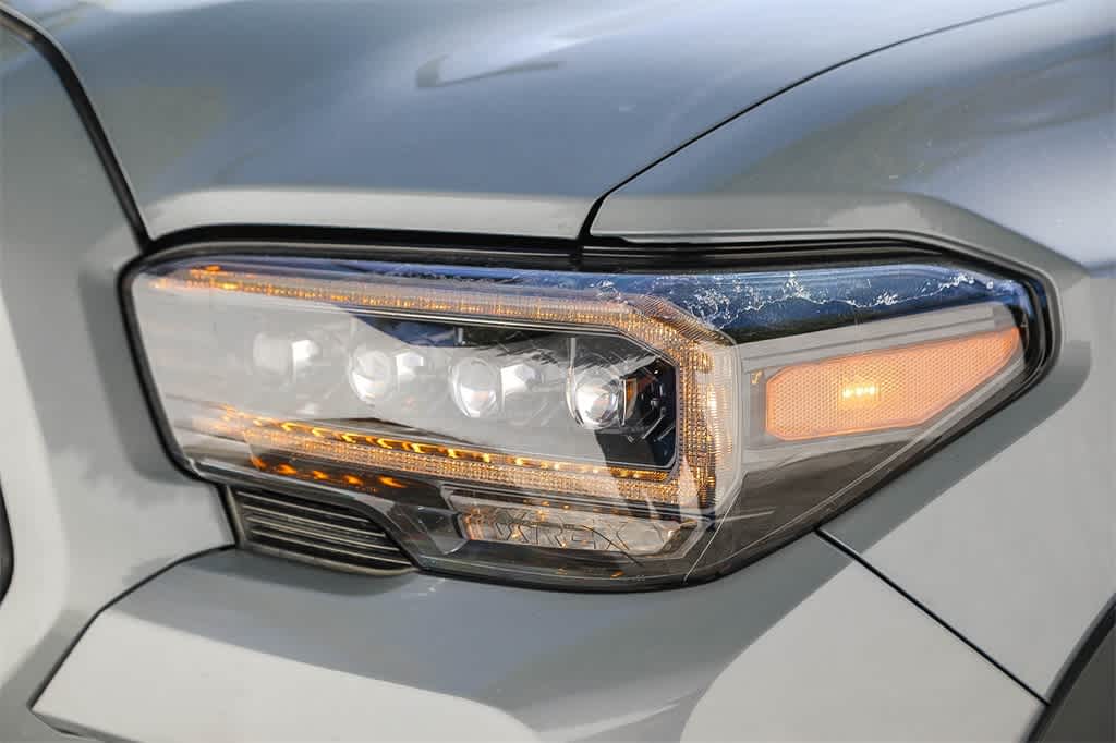 Thumbnail: 2021 Toyota Tacoma - 7