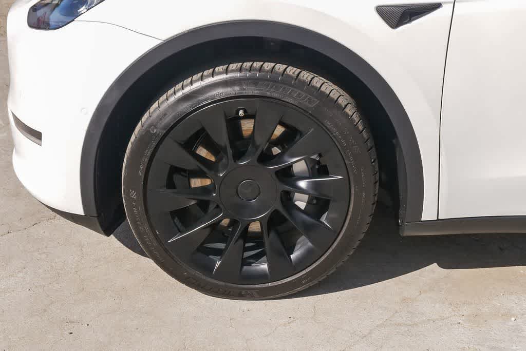 Thumbnail: 2020 Tesla Model Y - 5