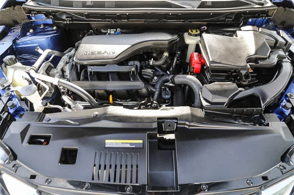 Thumbnail: 2021 Nissan Rogue Sport - 25