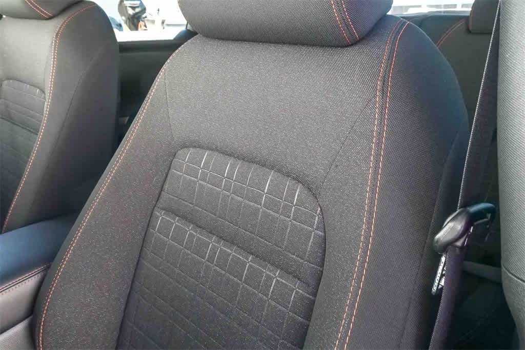 Thumbnail: 2025 Honda HR-V - 21