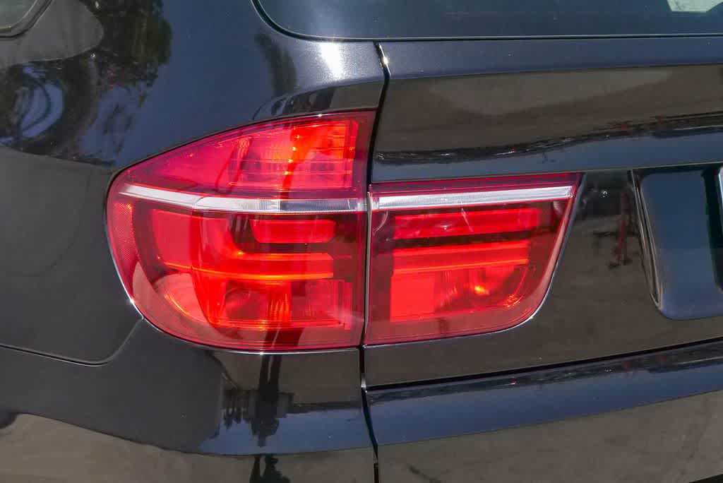 Thumbnail: 2012 BMW X5 - 10