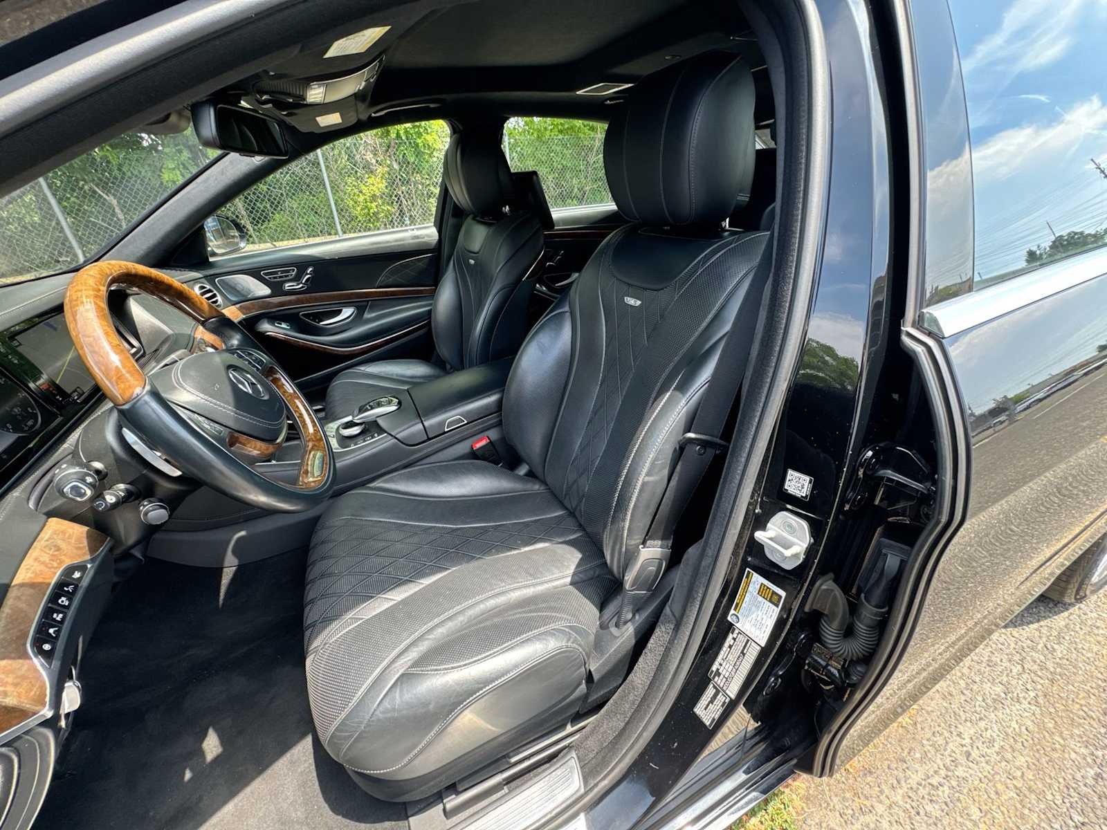 Thumbnail: 2015 Mercedes-Benz S-Class - 21