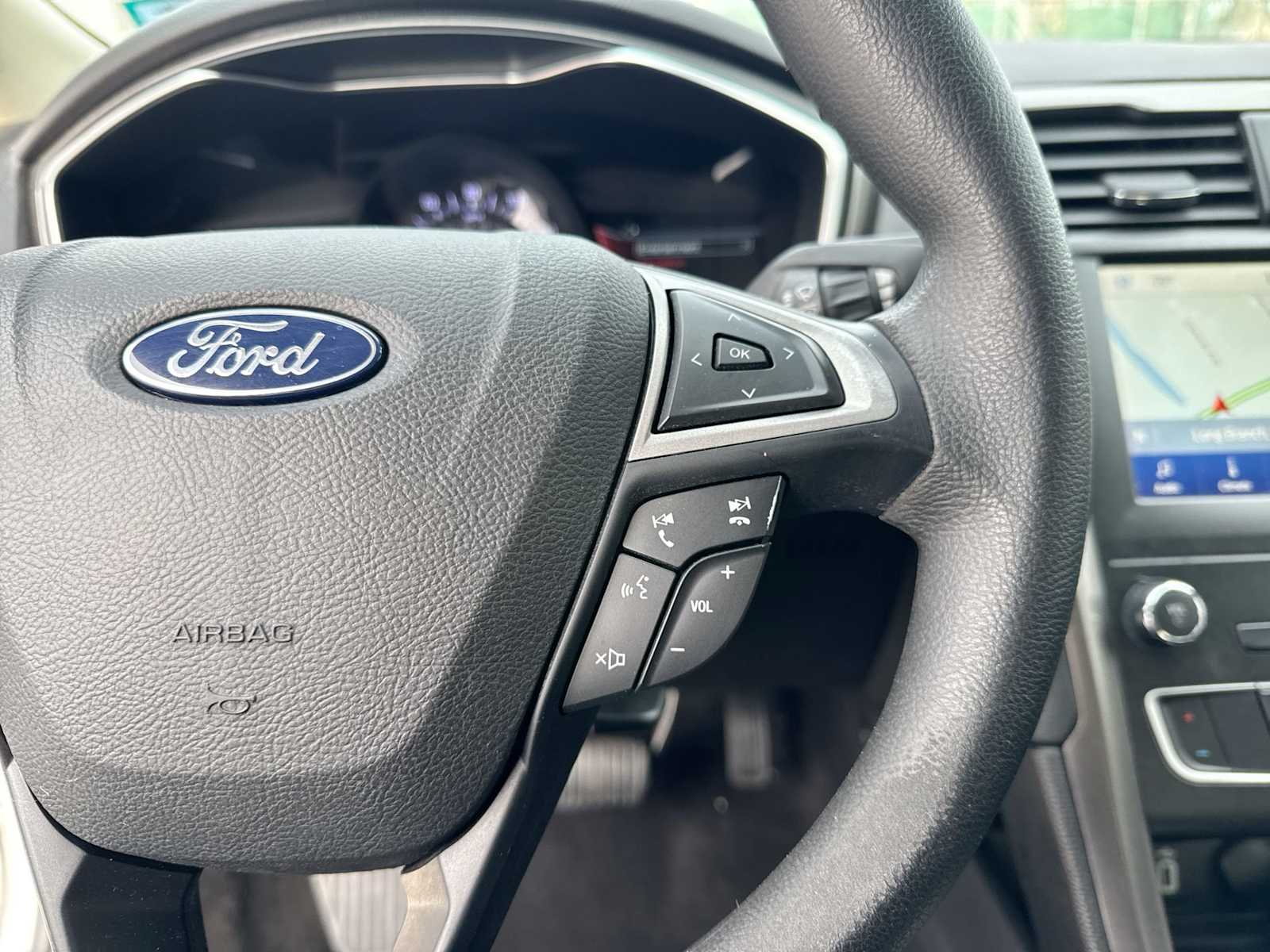 Thumbnail: 2020 Ford Fusion - 25