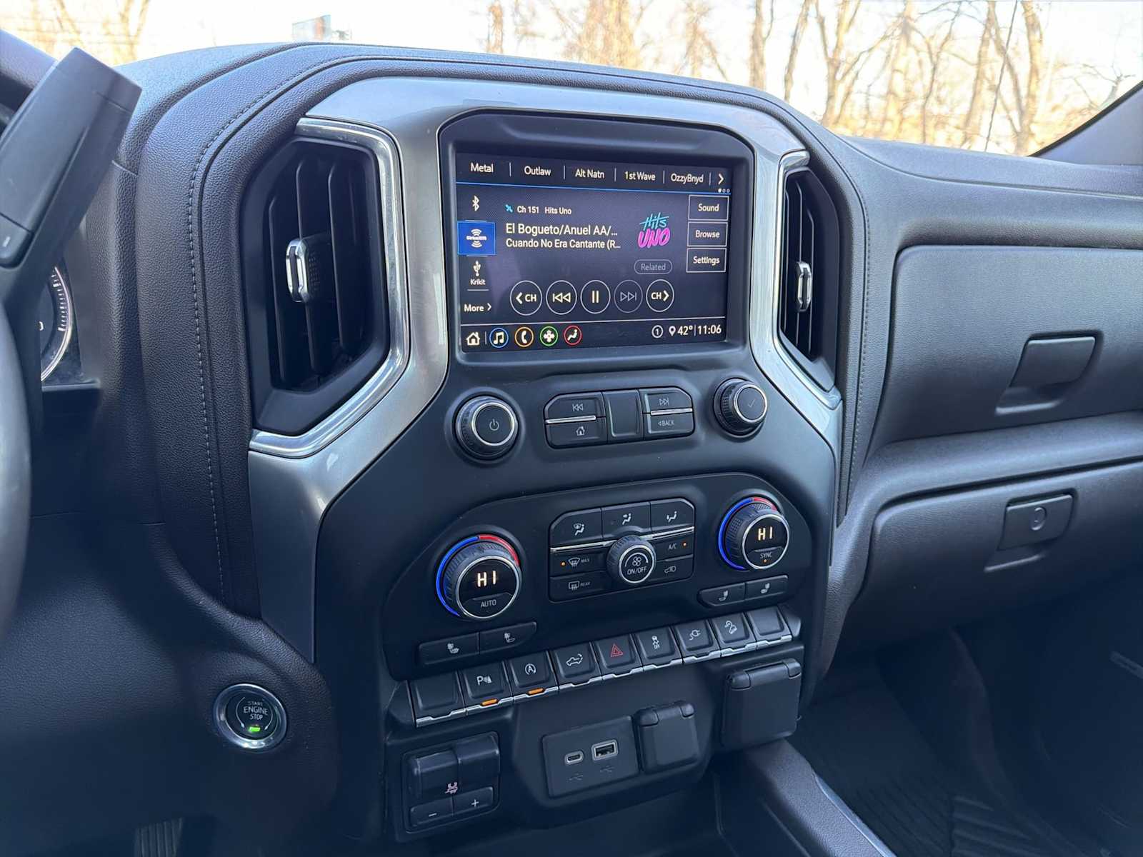 Thumbnail: 2020 Chevrolet Silverado 1500 - 26