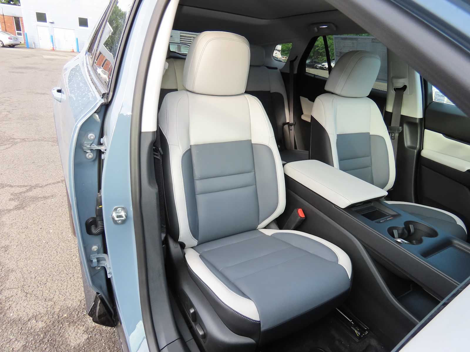 Thumbnail: 2026 Honda Prologue - 17