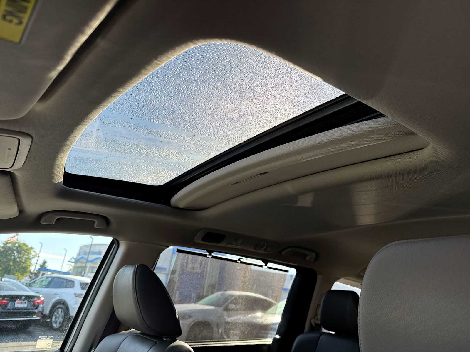 Thumbnail: 2015 Honda Odyssey - 23