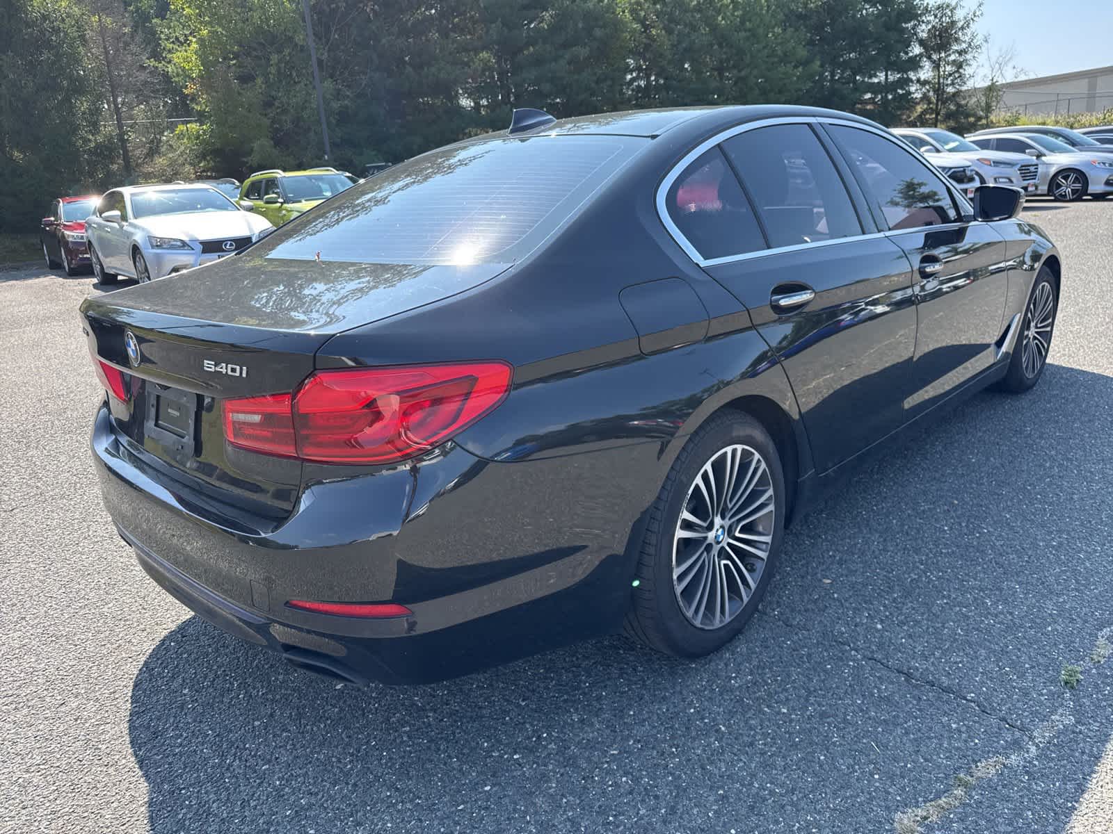 Thumbnail: 2018 BMW 5 Series - 5