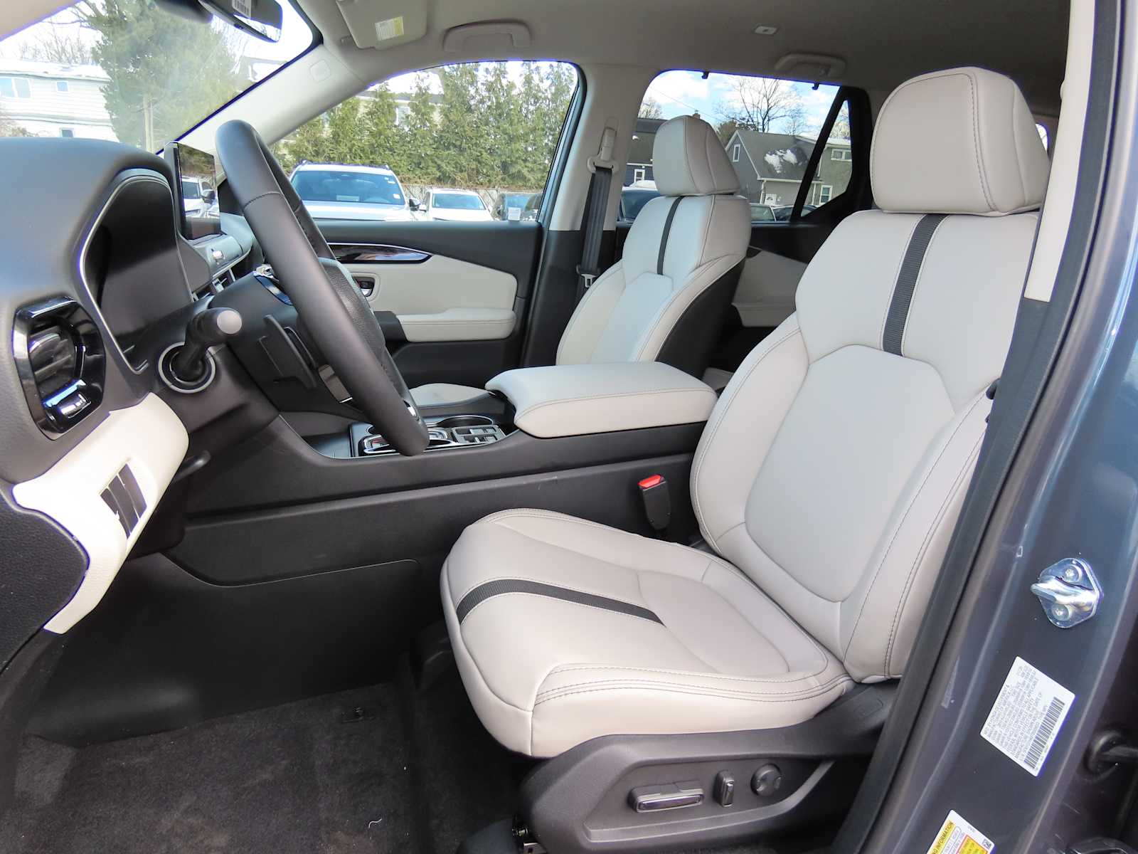 Thumbnail: 2026 Honda Pilot - 13
