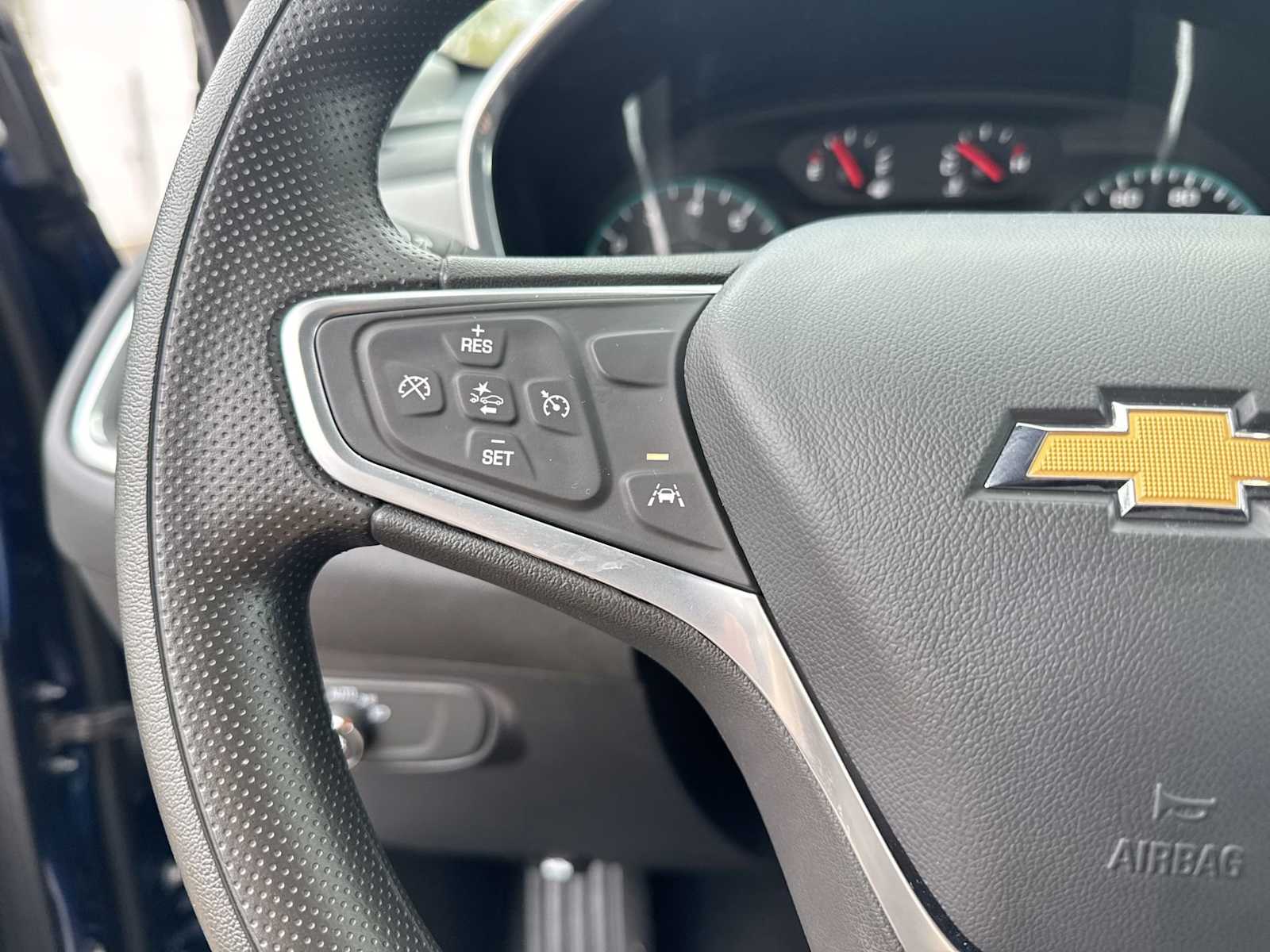 Thumbnail: 2023 Chevrolet Equinox - 21