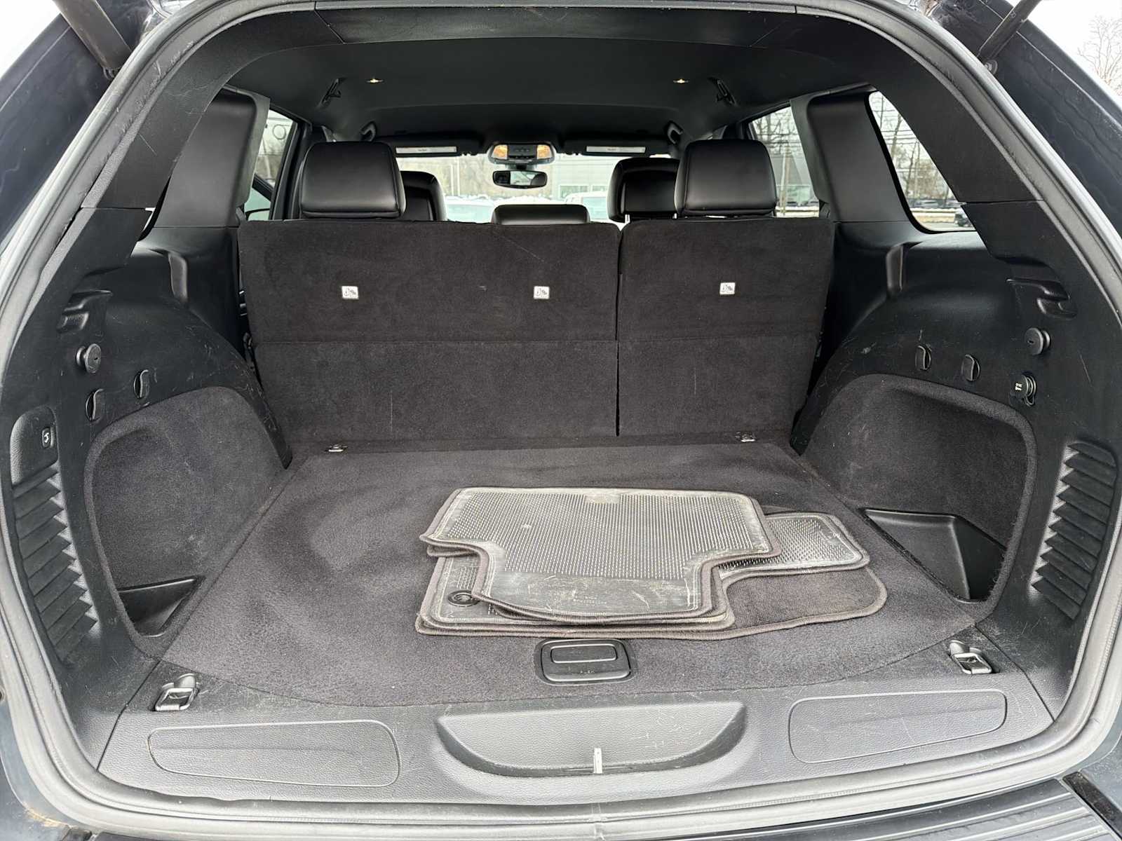 Thumbnail: 2017 Jeep Grand Cherokee - 30