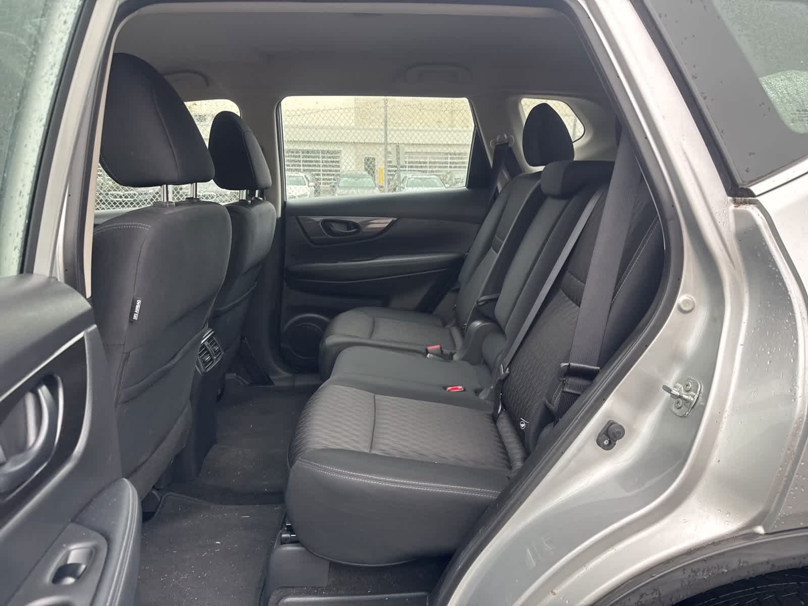 Thumbnail: 2019 Nissan Rogue - 10