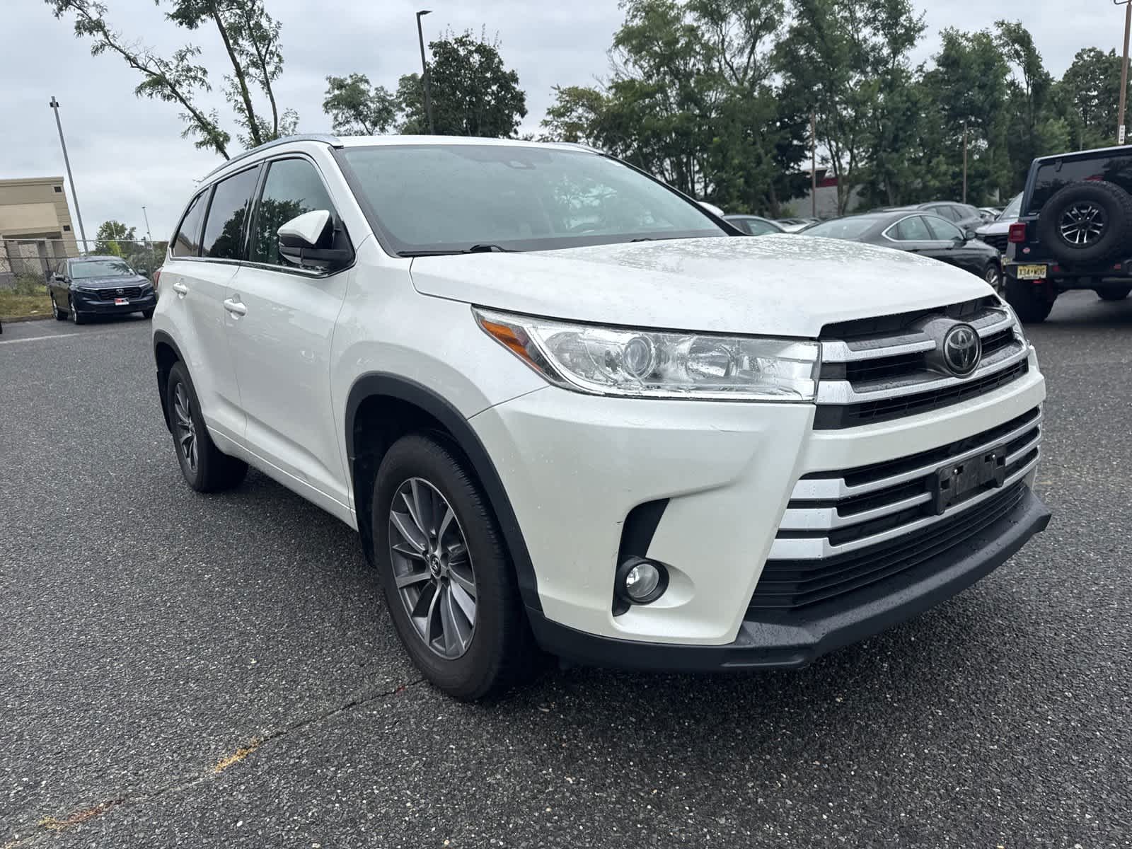 Thumbnail: 2018 Toyota Highlander - 7