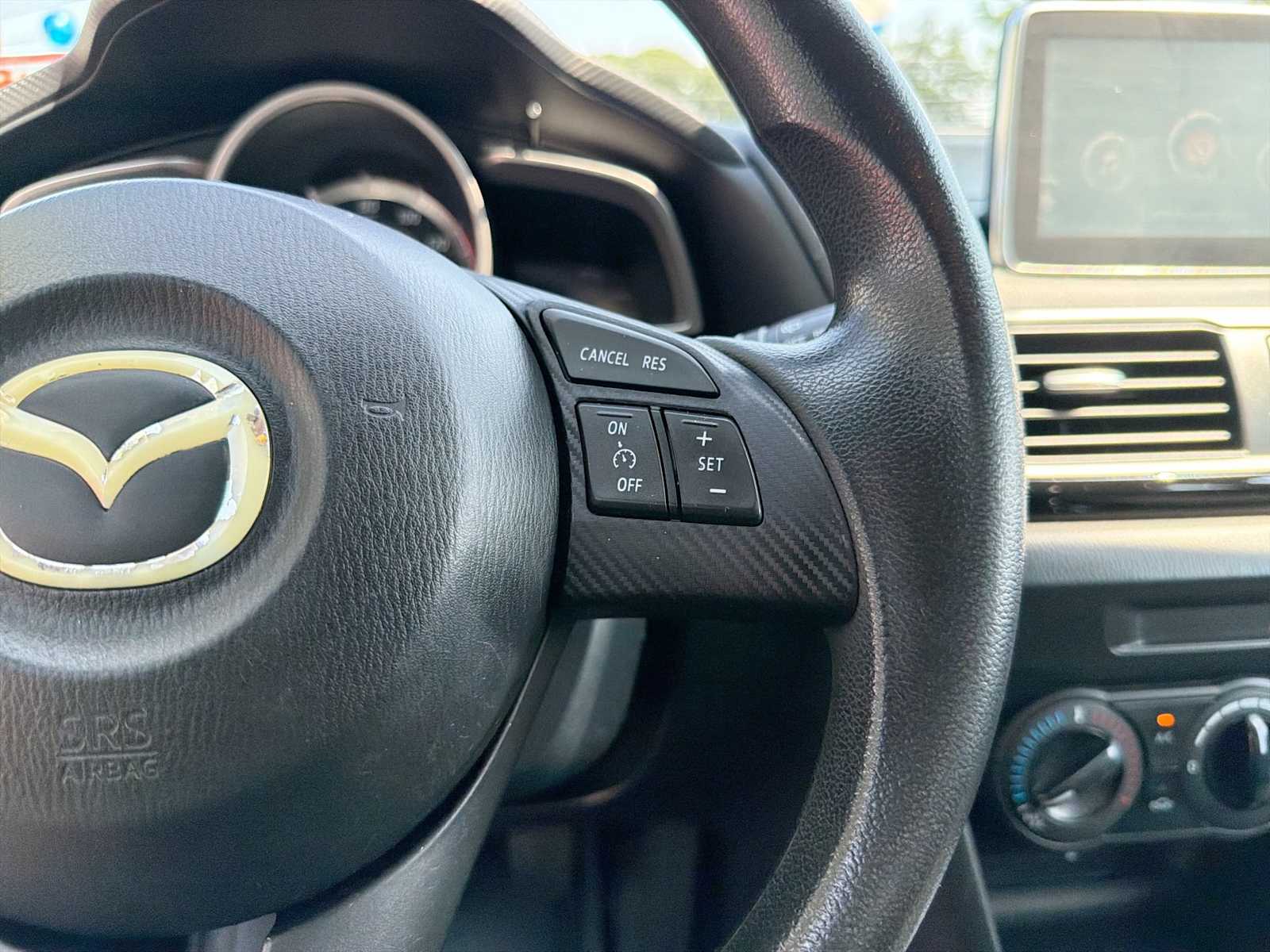 Thumbnail: 2016 Mazda Mazda3 - 25