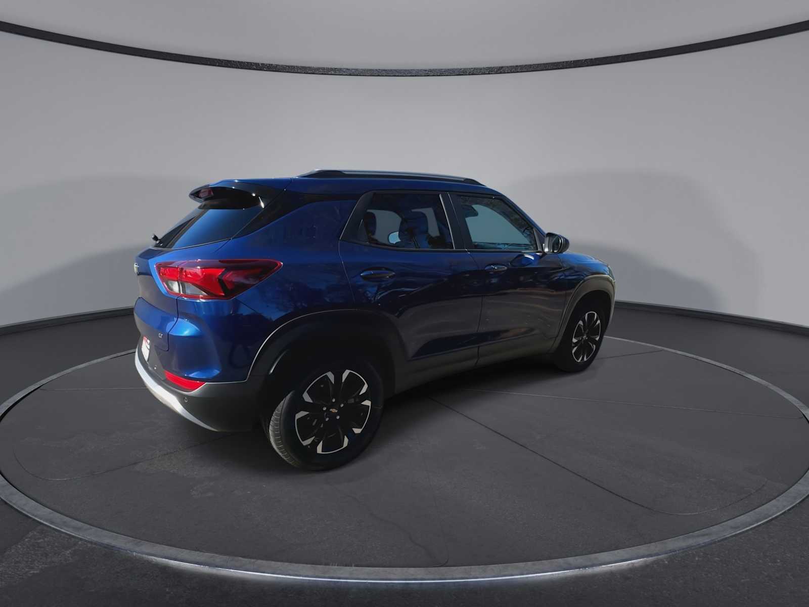 Thumbnail: 2023 Chevrolet TrailBlazer - 8