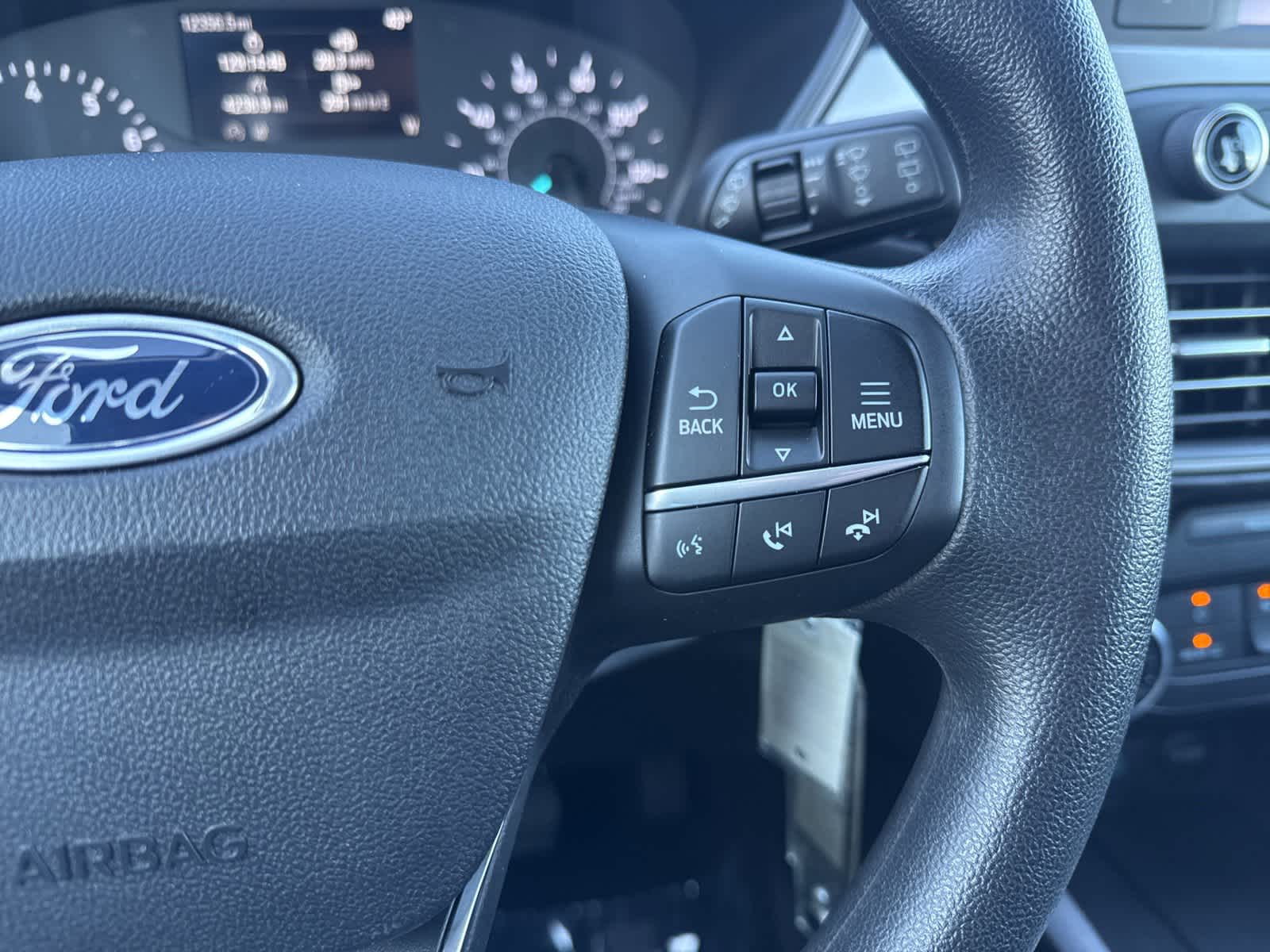 Thumbnail: 2022 Ford Escape - 18