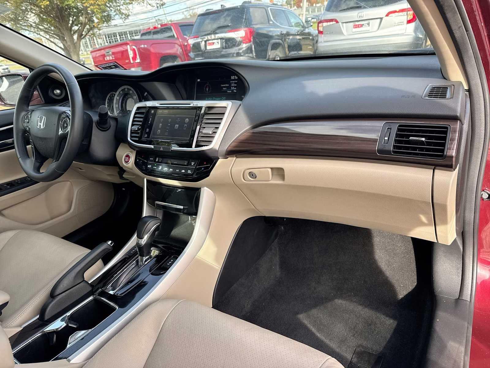 Thumbnail: 2017 Honda Accord - 16