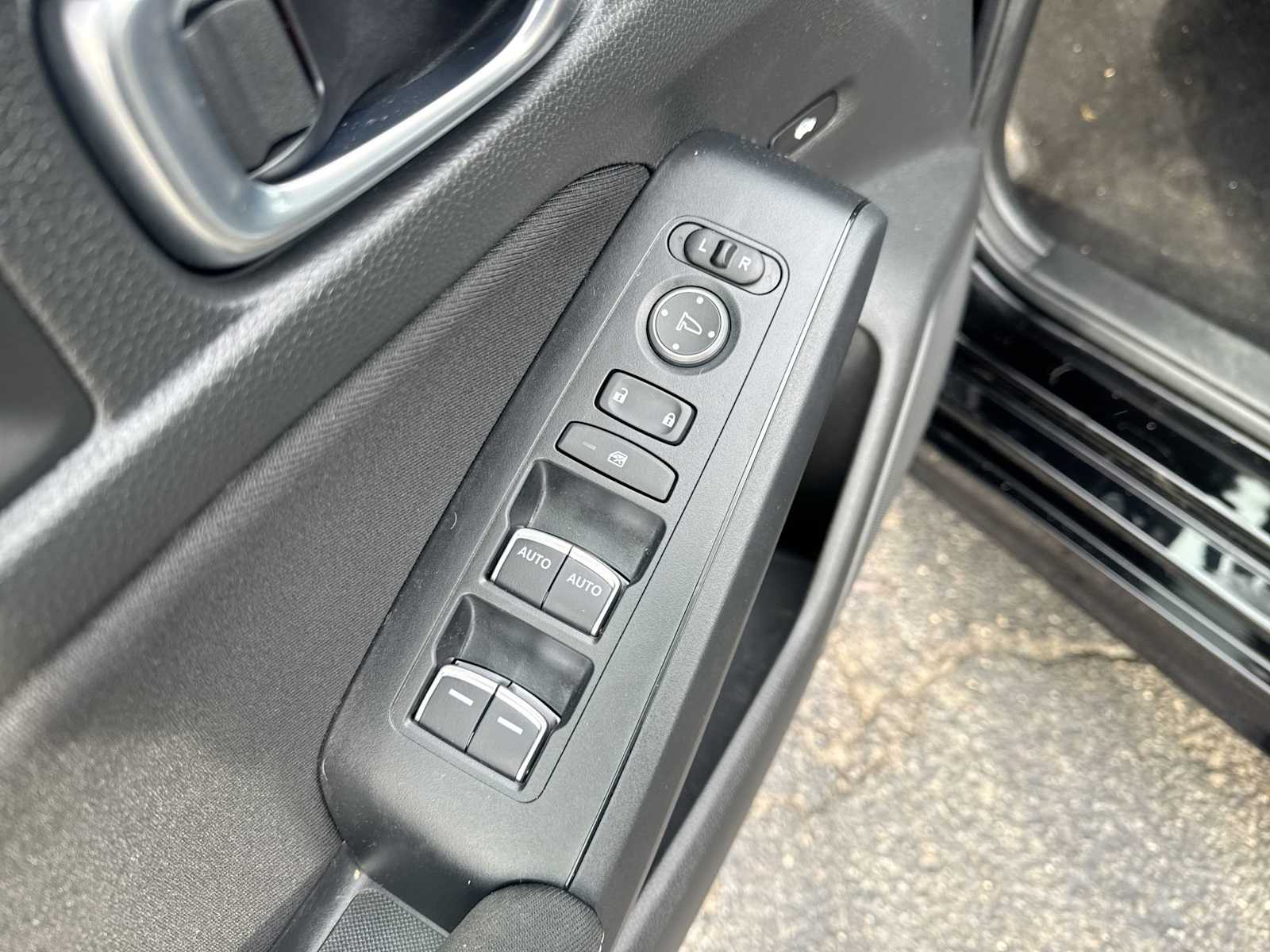 Thumbnail: 2023 Honda Civic - 22