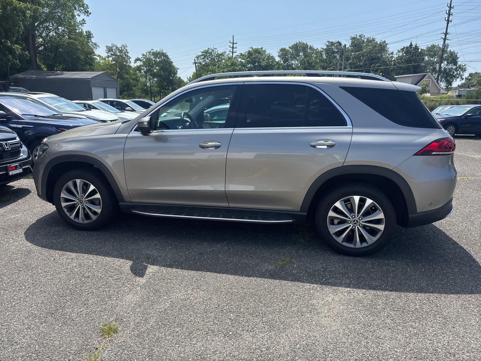 Thumbnail: 2020 Mercedes-Benz GLE - 2