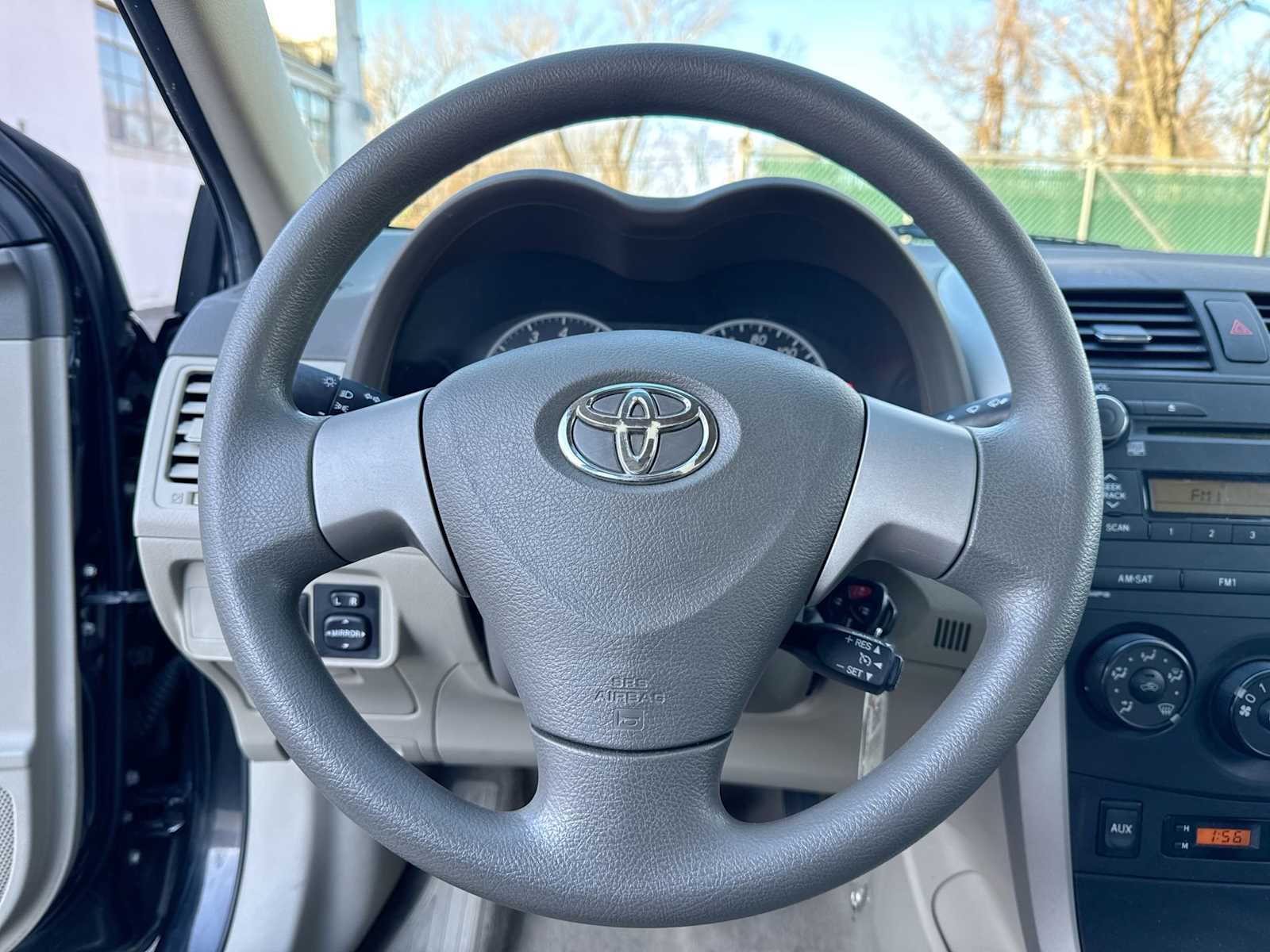 Thumbnail: 2010 Toyota Corolla - 22