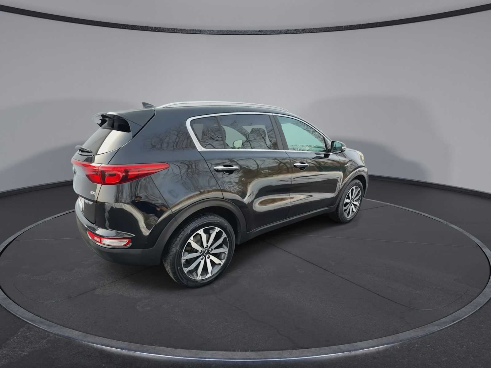 Thumbnail: 2017 Kia Sportage - 8