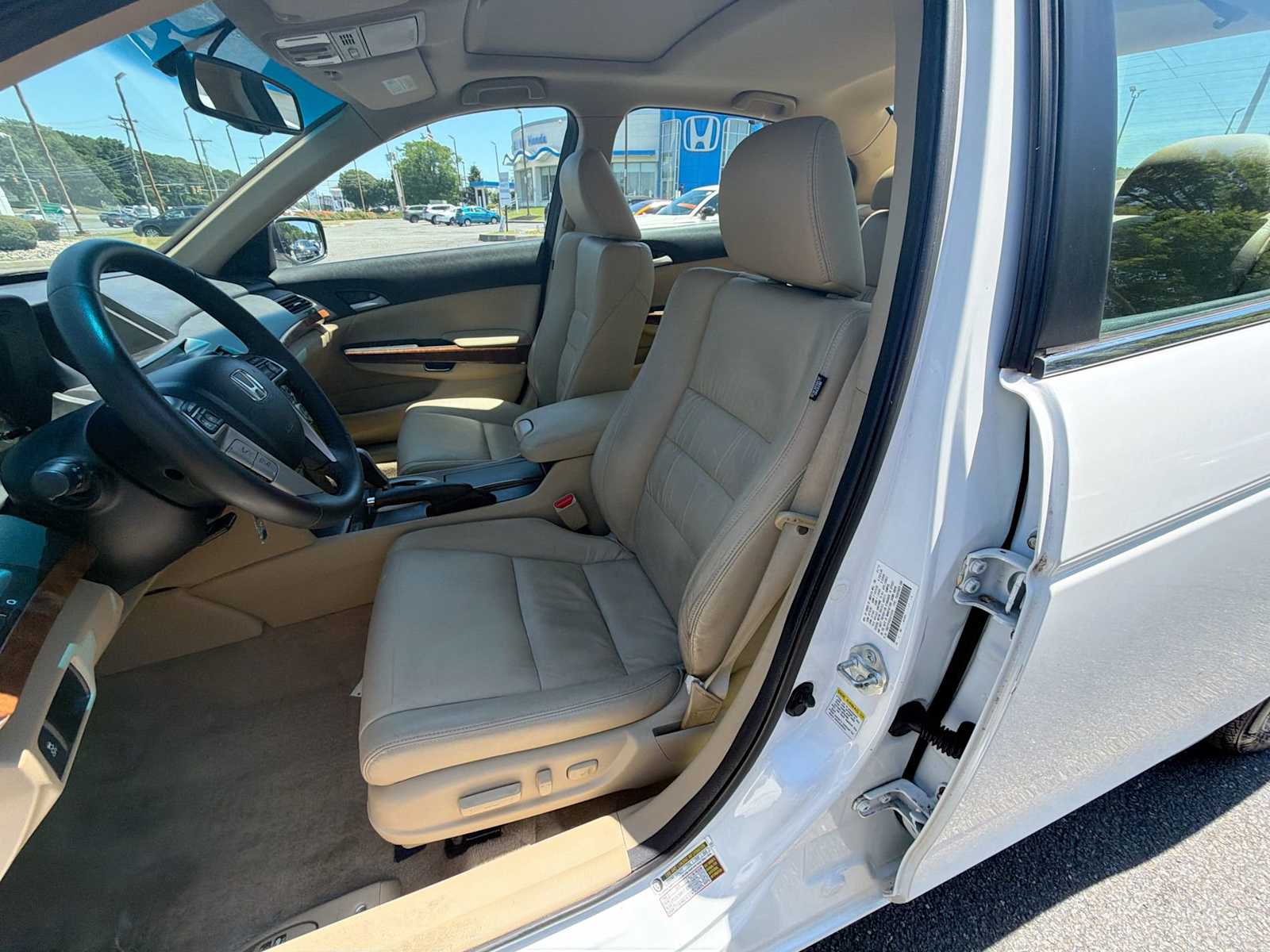 Thumbnail: 2012 Honda Accord - 21