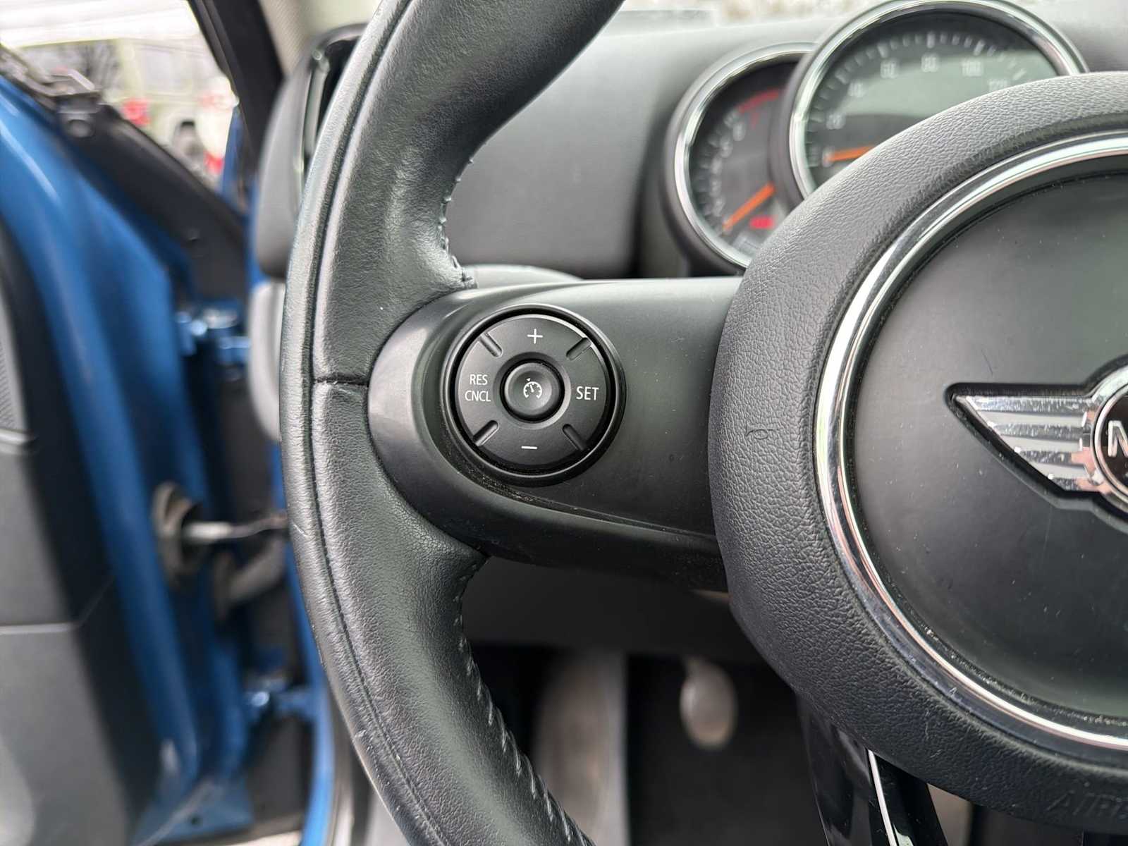 Thumbnail: 2017 MINI Cooper Countryman - 25