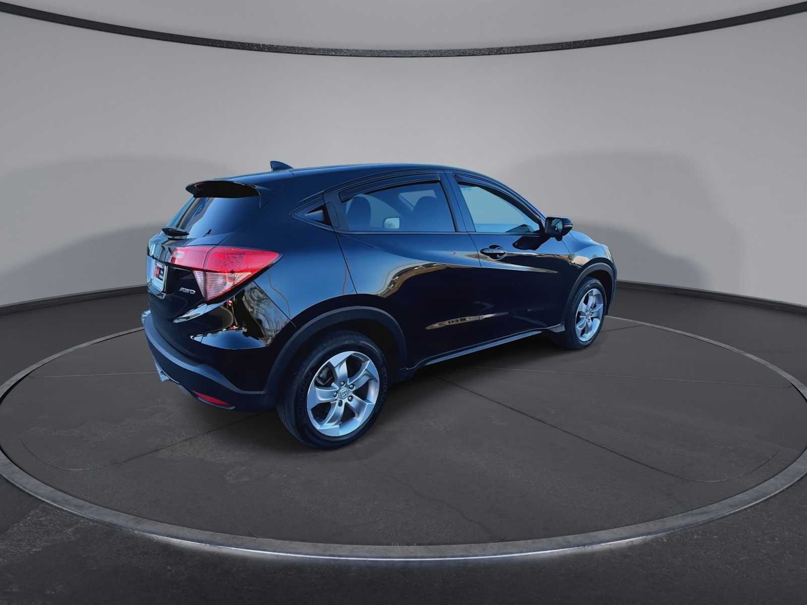 Thumbnail: 2017 Honda HR-V - 8