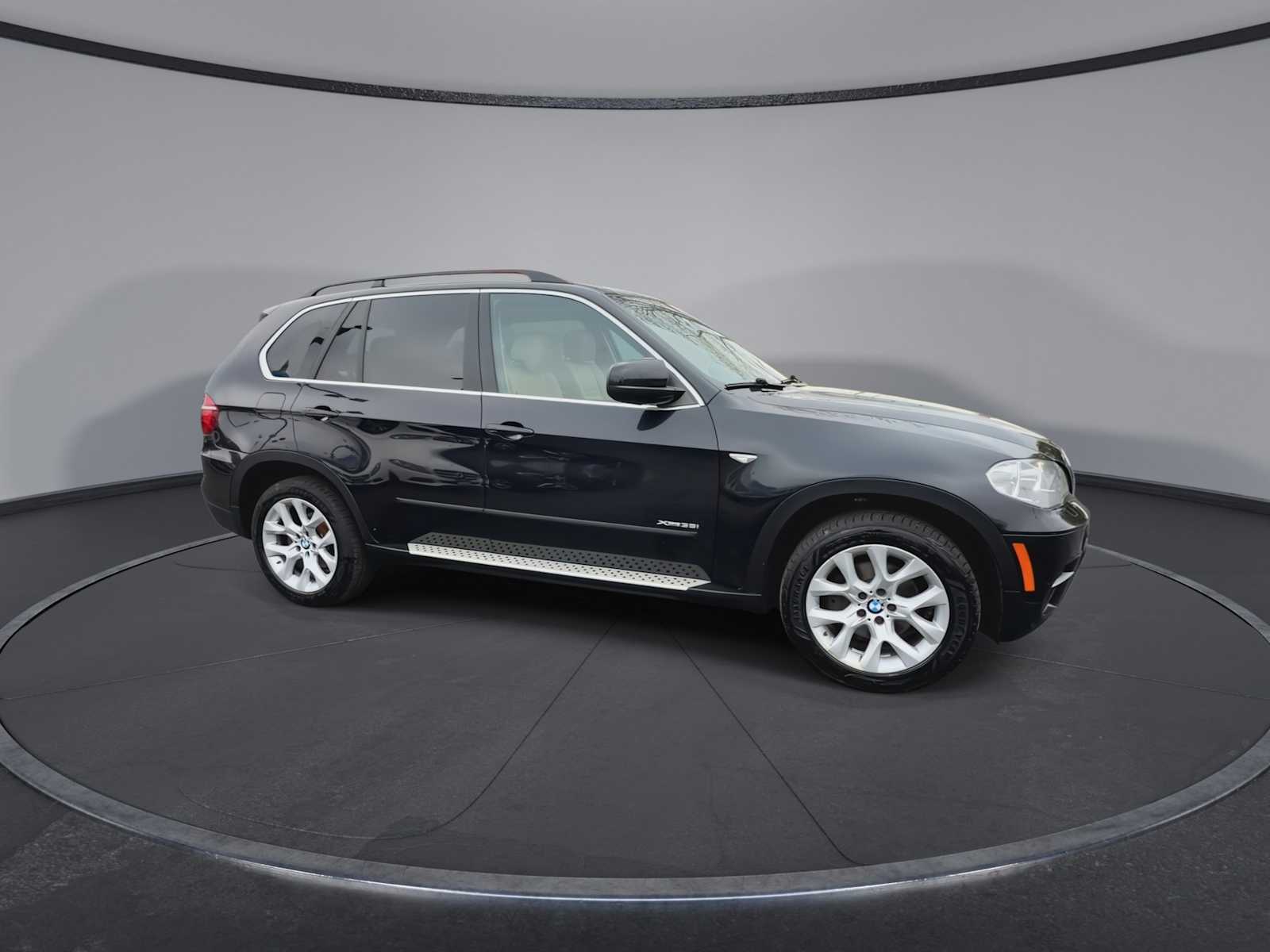 Thumbnail: 2013 BMW X5 - 9