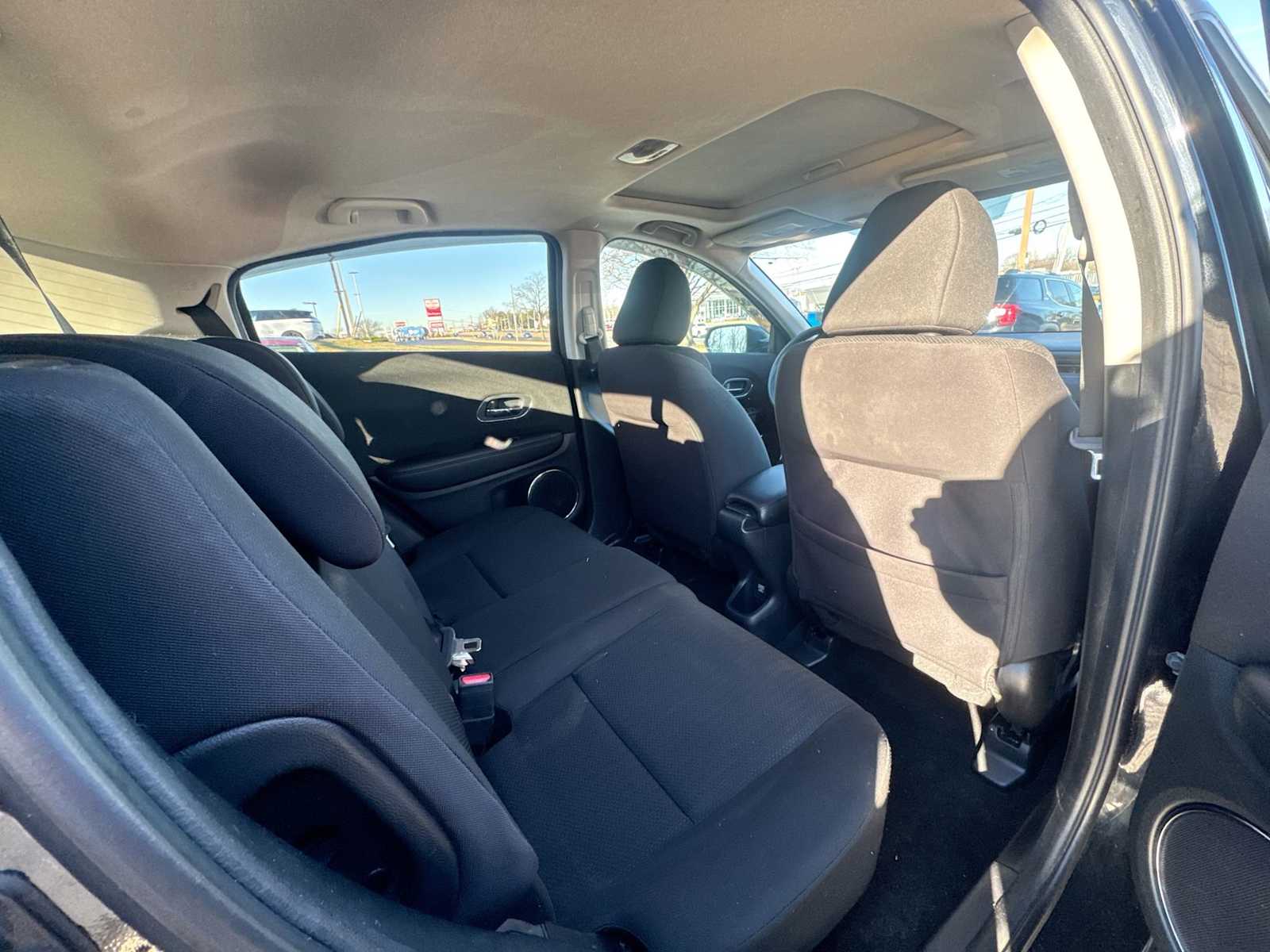 Thumbnail: 2017 Honda HR-V - 14