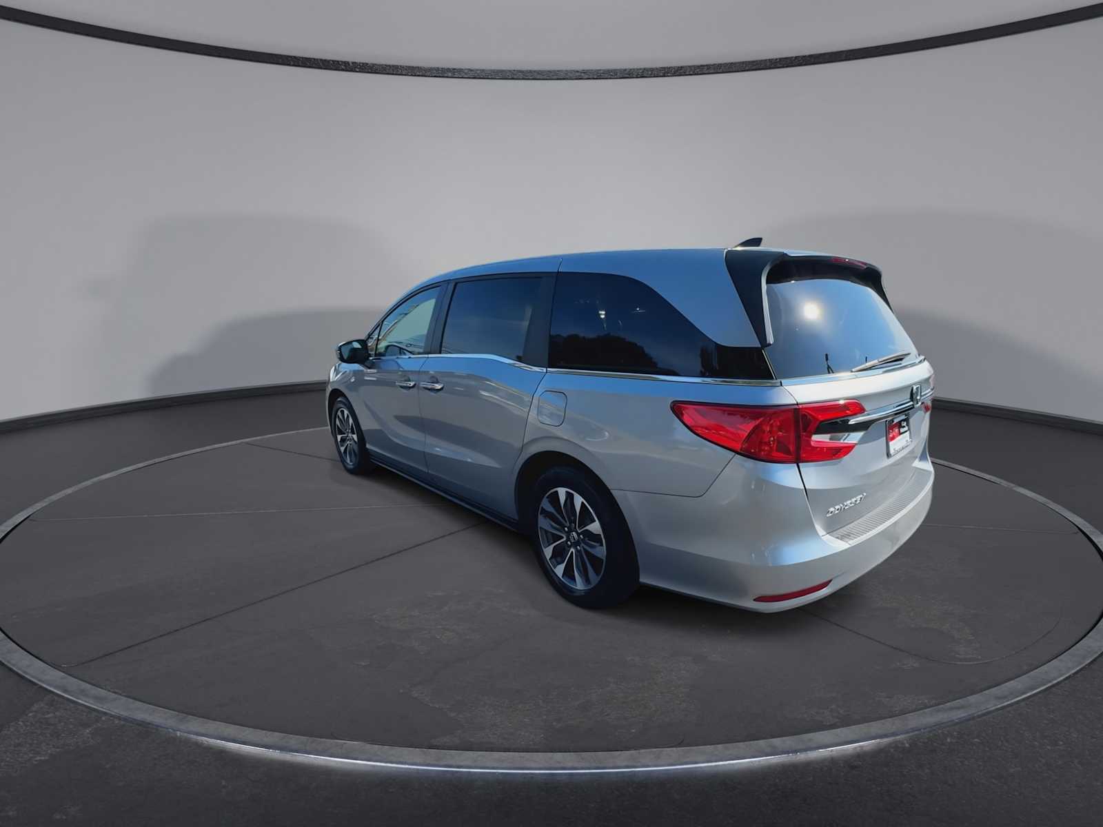 Thumbnail: 2023 Honda Odyssey - 6
