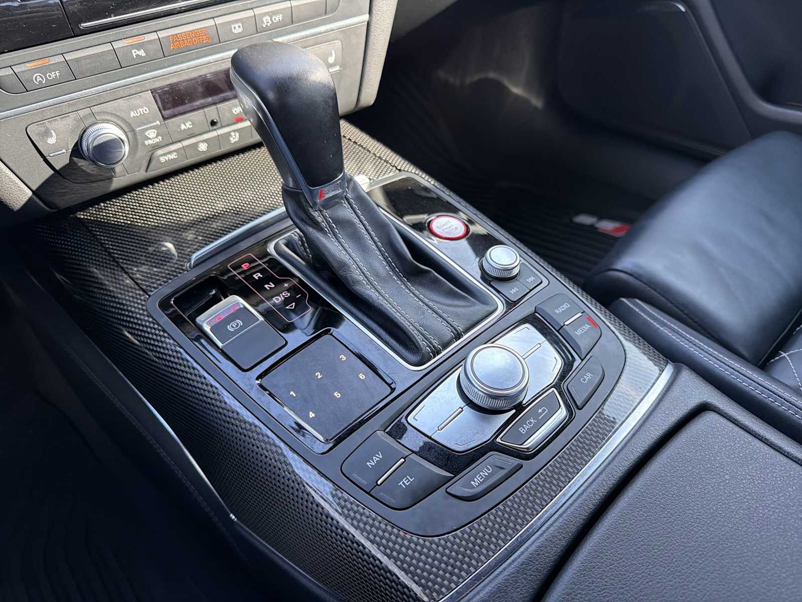 Thumbnail: 2016 Audi S6 - 31