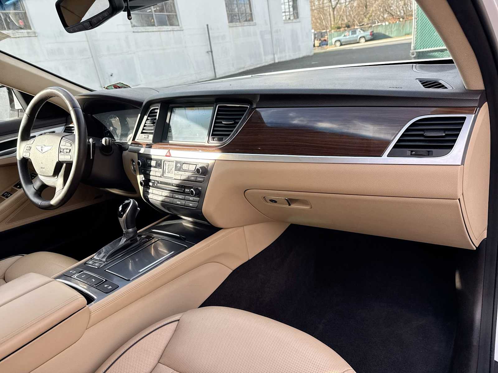 Thumbnail: 2015 Hyundai Genesis - 16