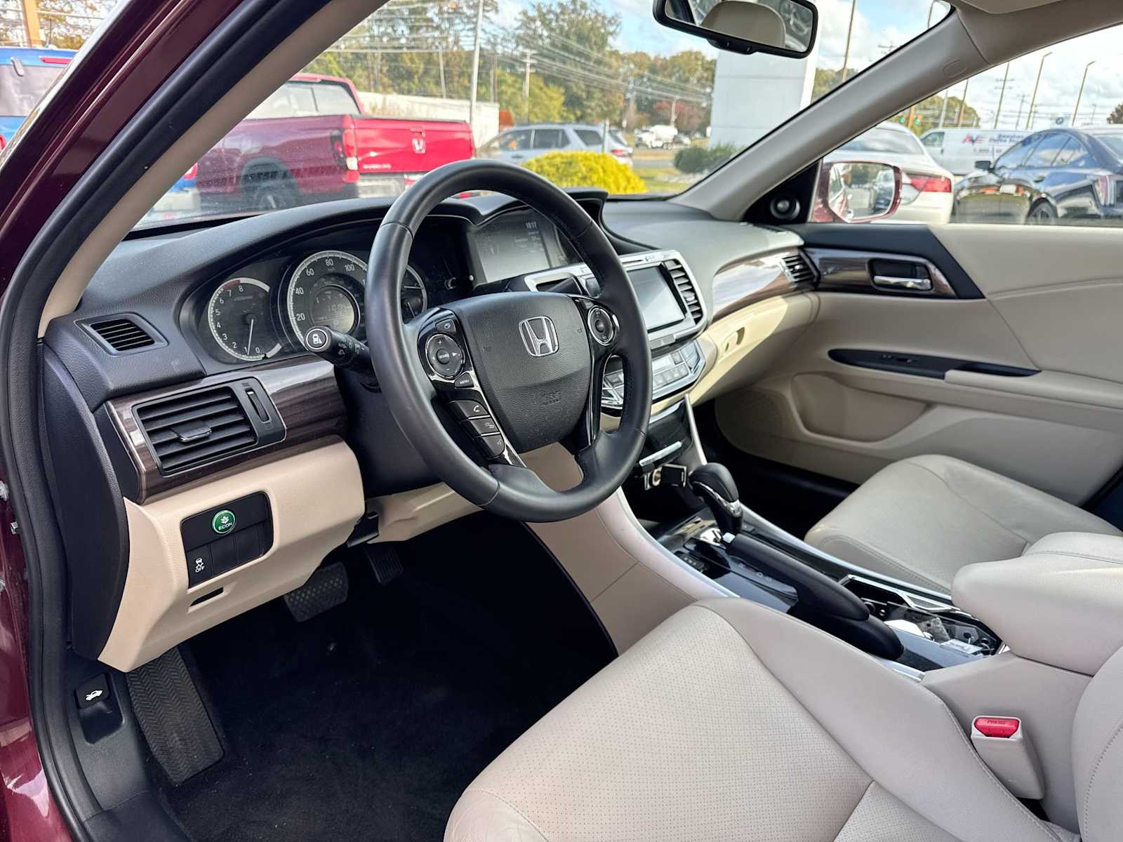 Thumbnail: 2017 Honda Accord - 10