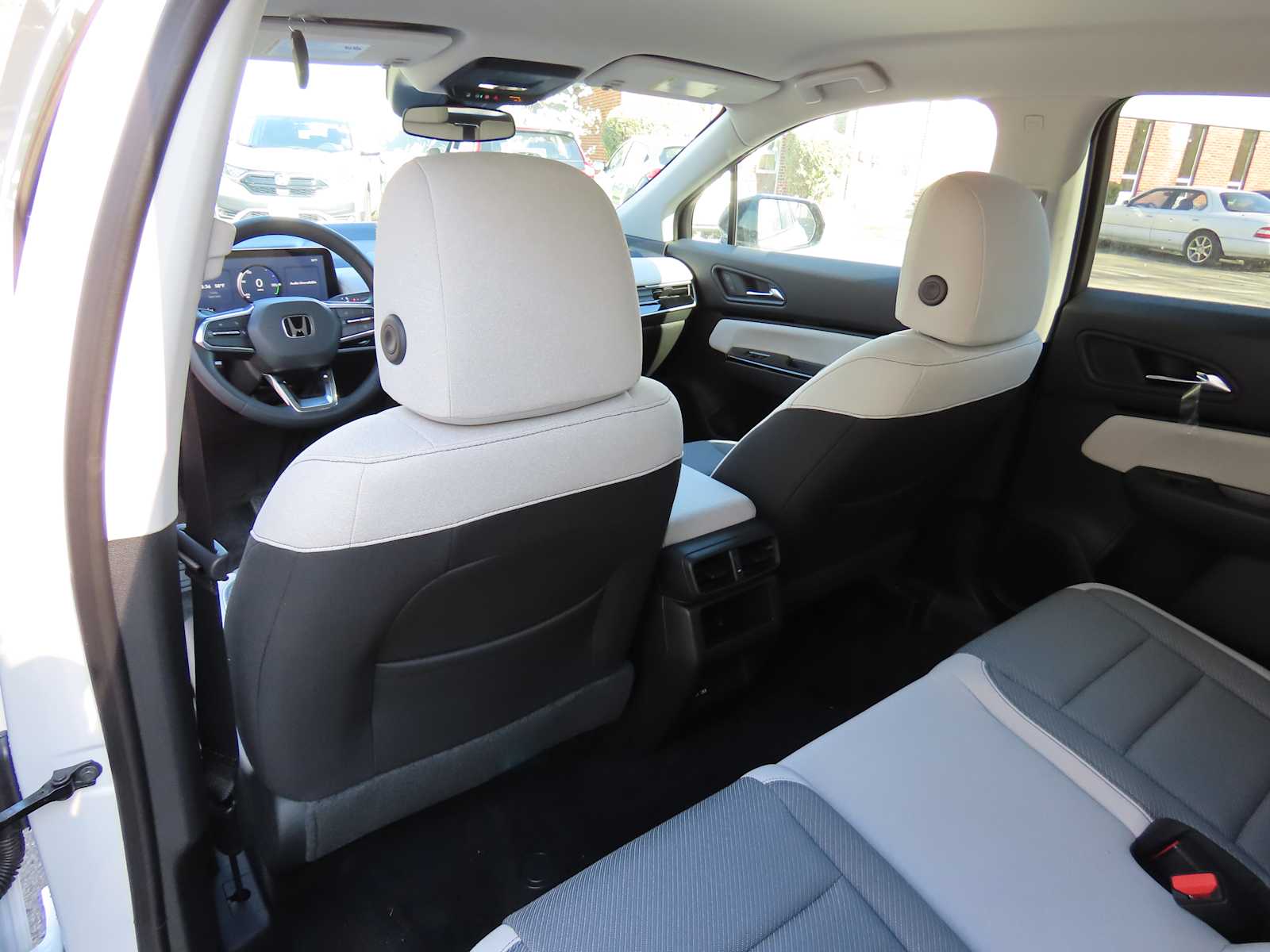 Thumbnail: 2026 Honda Prologue - 14