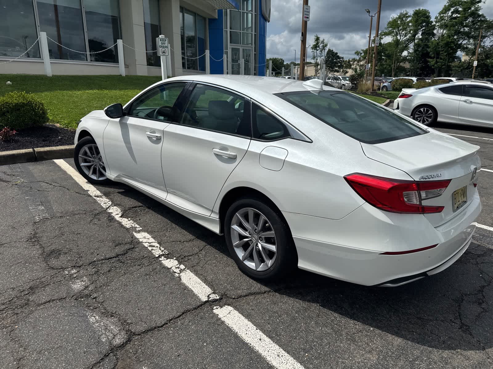 Thumbnail: 2022 Honda Accord - 3