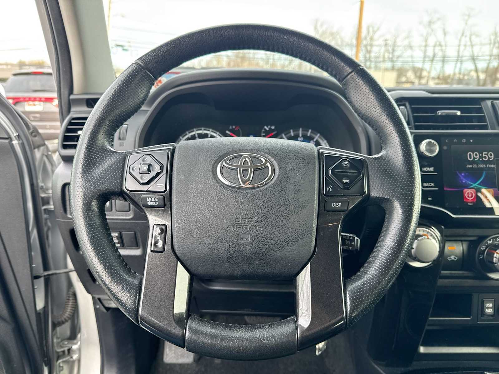 Thumbnail: 2018 Toyota 4Runner - 23