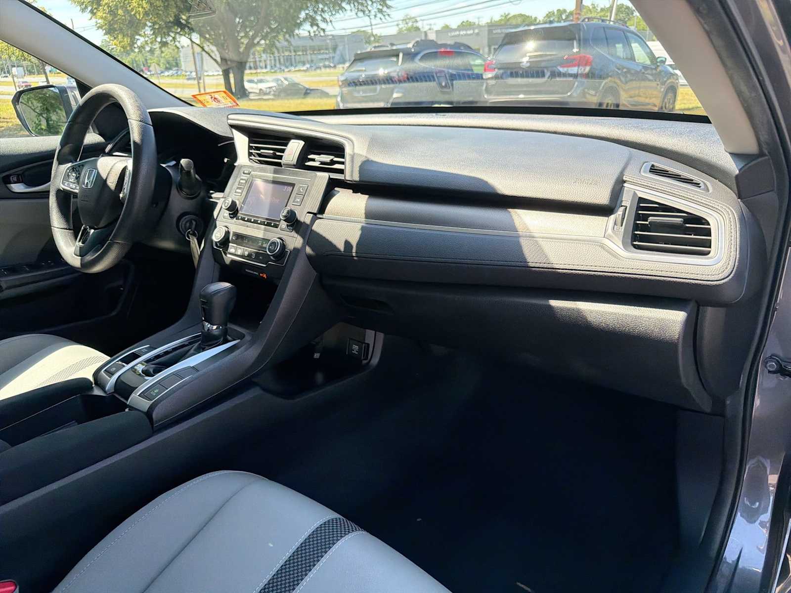 Thumbnail: 2019 Honda Civic - 16