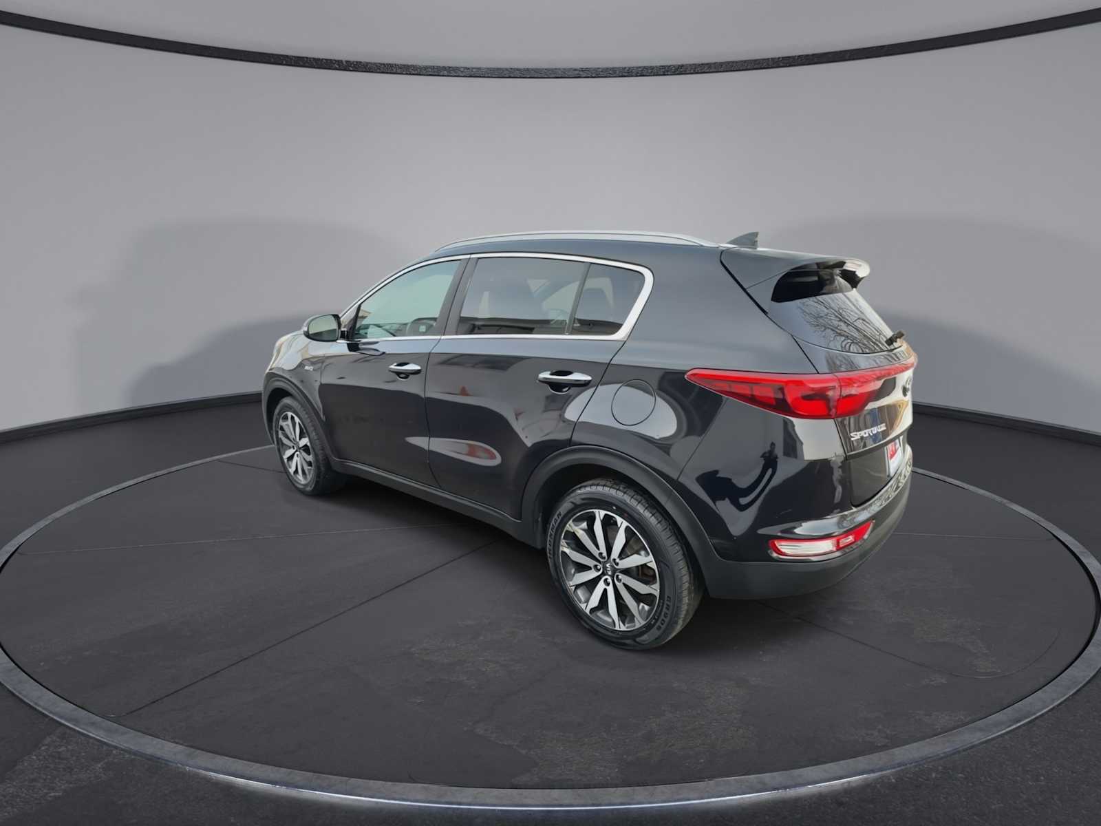 Thumbnail: 2017 Kia Sportage - 6