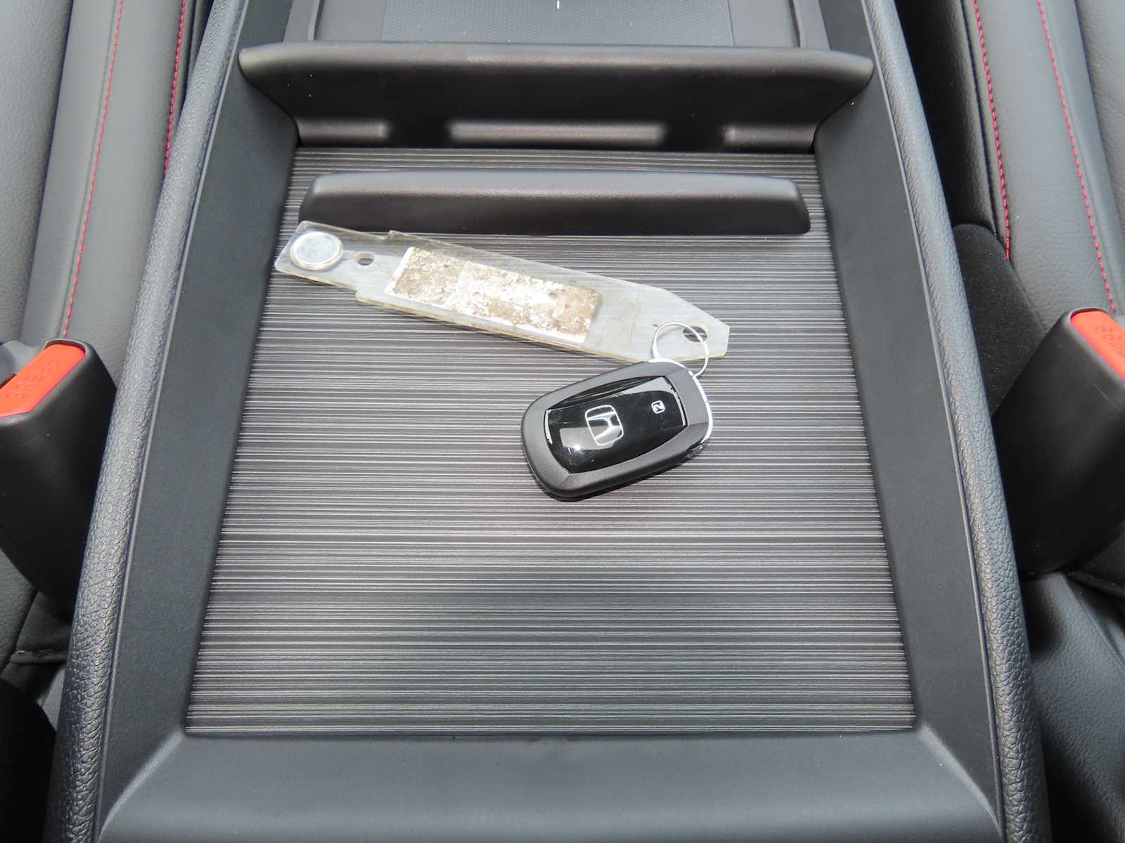 Thumbnail: 2026 Honda Odyssey - 27