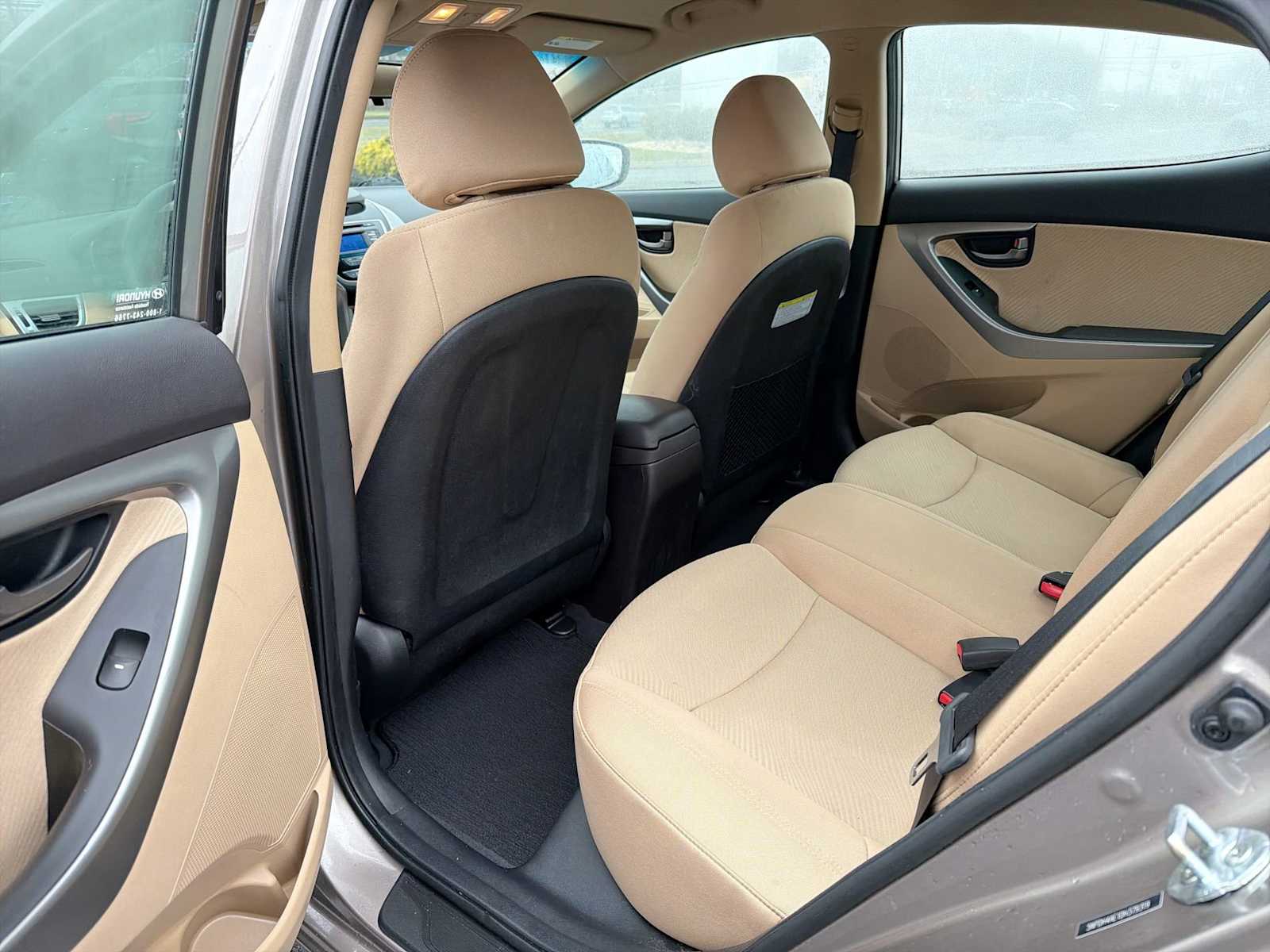 Thumbnail: 2013 Hyundai Elantra - 12