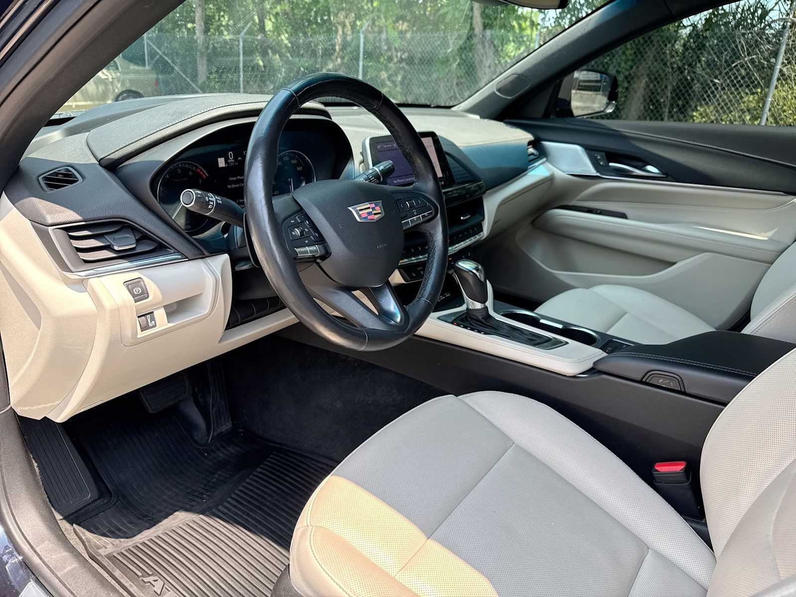 Thumbnail: 2020 Cadillac CT4 - 10