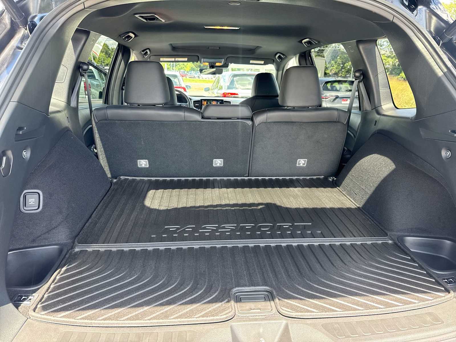 Thumbnail: 2022 Honda Passport - 32