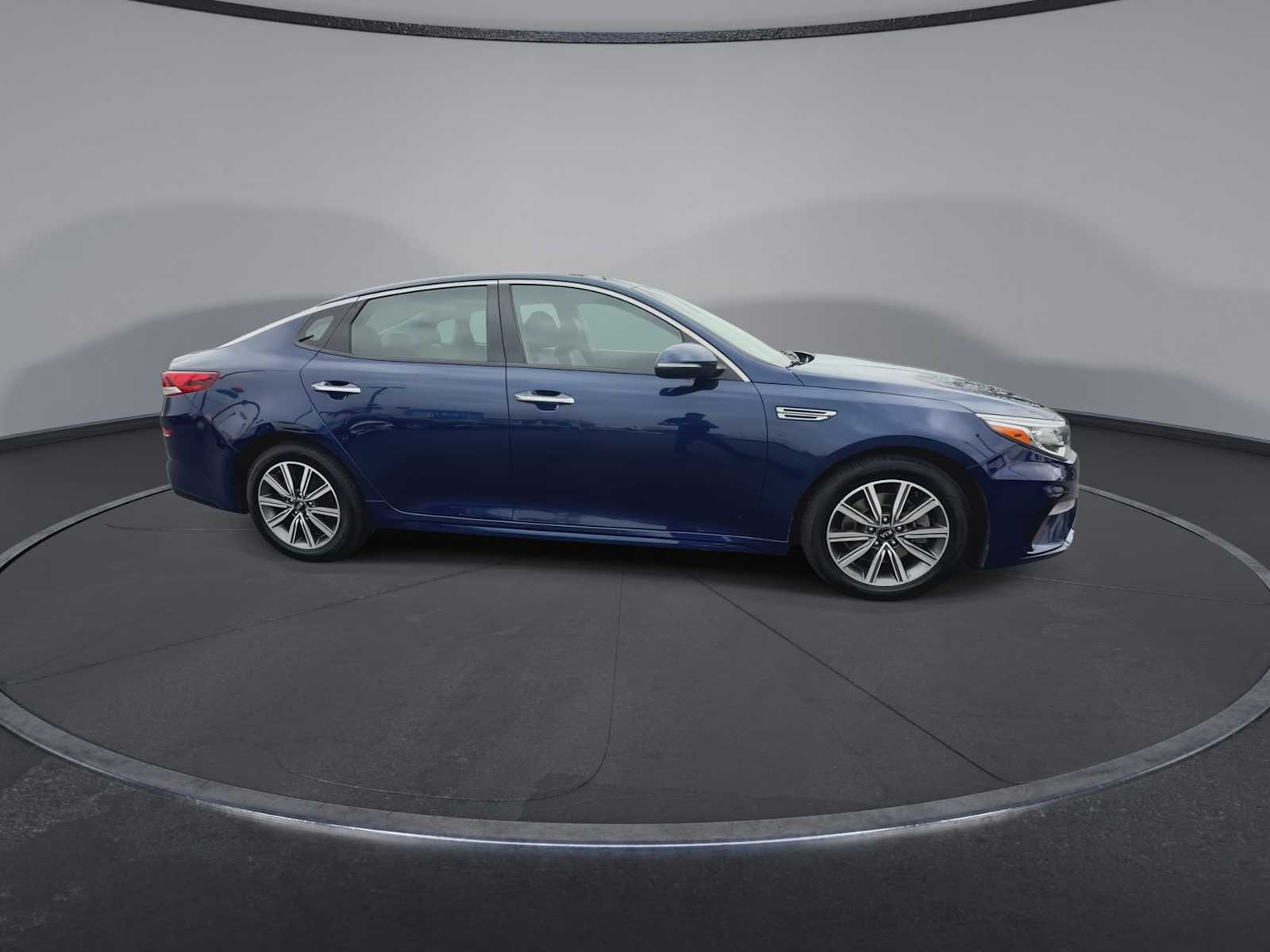 Thumbnail: 2019 Kia Optima - 9