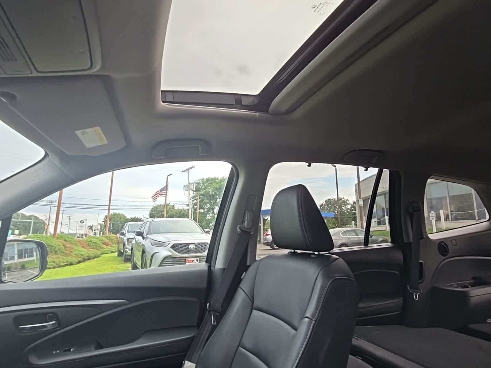 Thumbnail: 2022 Honda Pilot - 21