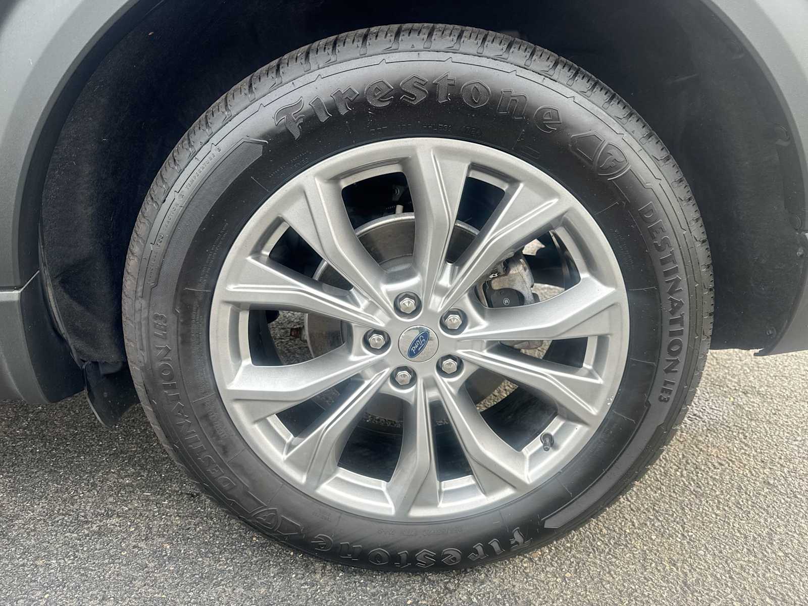 Thumbnail: 2022 Ford Explorer - 18